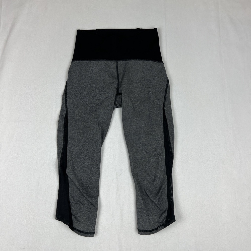 Lululemon Train Times Crop 17" Luxtreme High Rise‎ Gray/Black Leggings  Size 4
